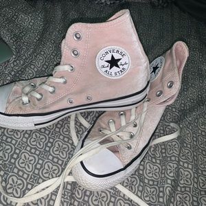 Pink velvet converse